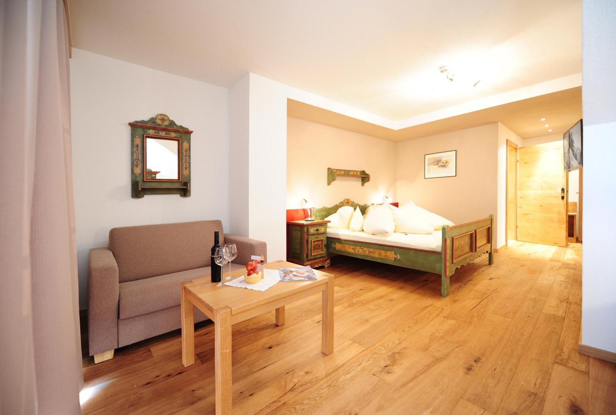 Dorfstadl Hotel 4*